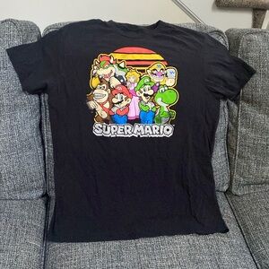 Super Mario Brothers (Nintendo) Black Graphic T- Shirt, Size L